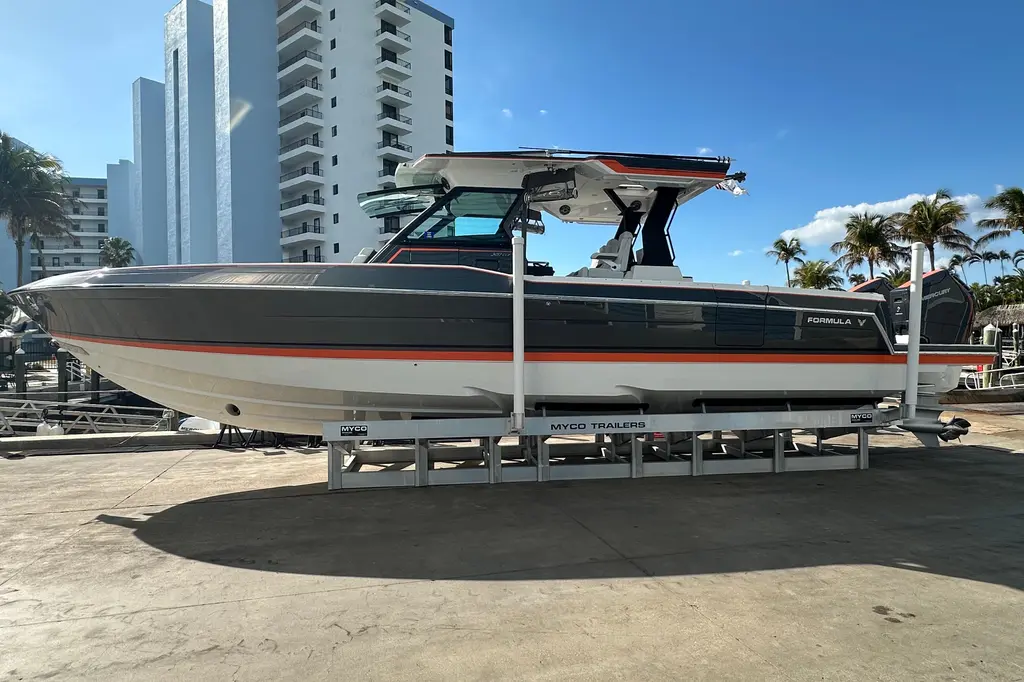 2024 Formula 387 Center Console Fish Yacht For Sale in Fort Myers FL 2024 Formula 387 Center Console Fish Yacht For Sale in Fort Myers FL