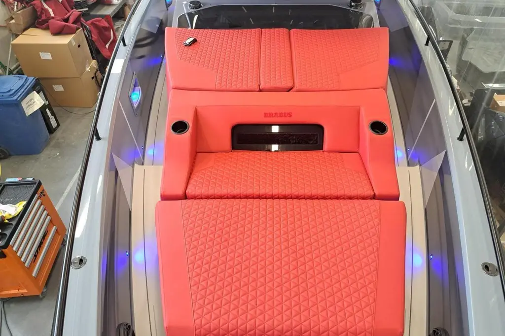 2025 Brabus Shadow 1000 Cross Cabin Yacht For Sale in Nesebar 2025 Brabus Shadow 1000 Cross Cabin Yacht For Sale in Nesebar