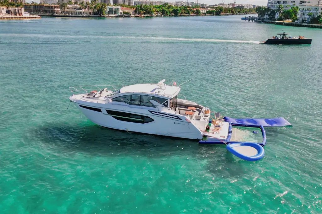 TEO 2023 Cruisers Yachts 42 Cantius Yacht For Sale in Fort Lauderdale FL