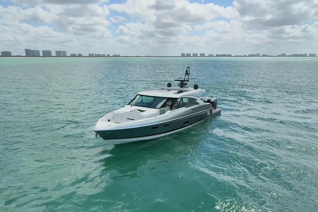2022 Formula 500 Super Sport Crossover Yacht For Sale in Naples FL 2022 Formula 500 Super Sport Crossover Yacht For Sale in Naples FL
