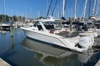 2021 Tiara Sport 38 LS Yacht For Sale in Middle River MD 2021 Tiara Sport 38 LS Yacht For Sale in Middle River MD