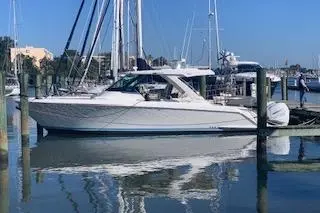 2021 Tiara Sport 38 LS Yacht For Sale in Middle River MD 2021 Tiara Sport 38 LS Yacht For Sale in Middle River MD