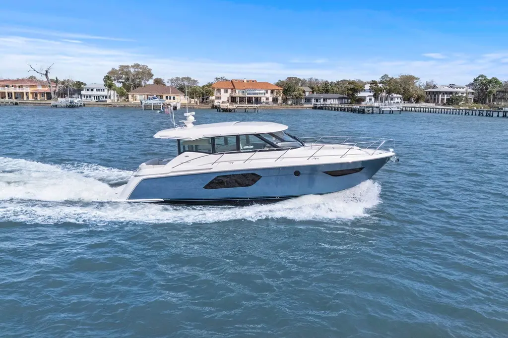 Seeker 2023 Tiara Yachts C49 Coupe Yacht For Sale in Stuart FL Seeker 2023 Tiara Yachts C49 Coupe Yacht For Sale in Stuart FL