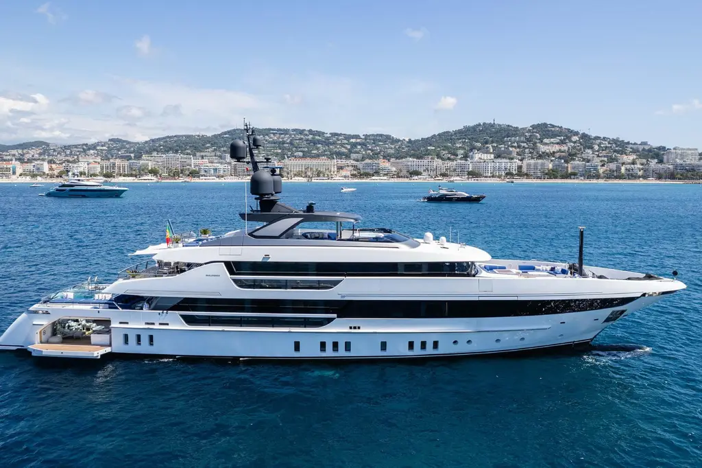 2018 Sanlorenzo 52Steel / SL52 Yacht For Sale in Cannes 2018 Sanlorenzo 52Steel / SL52 Yacht For Sale in Cannes