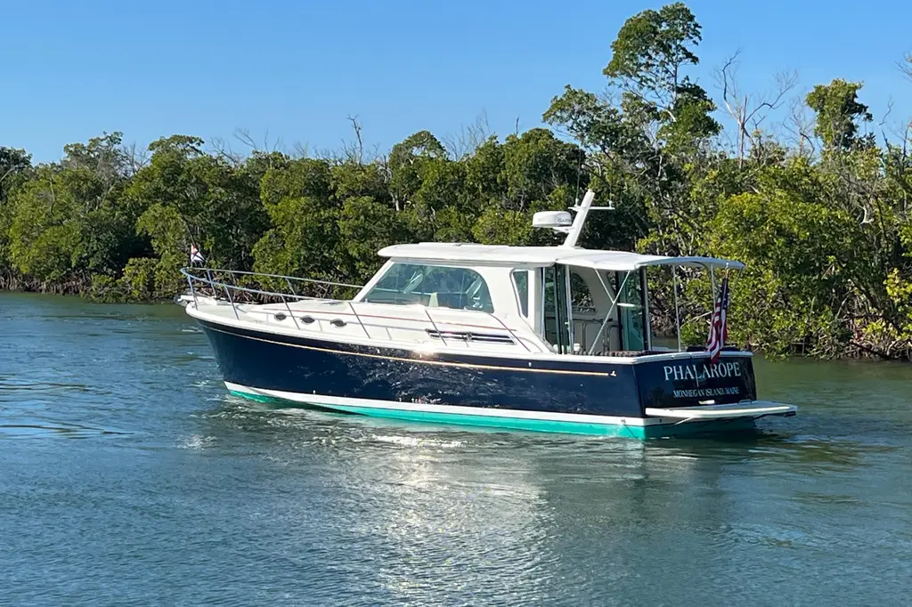 PHALAROPE 2017 Back Cove 37 Yacht For Sale in Fort Myers FL PHALAROPE 2017 Back Cove 37 Yacht For Sale in Fort Myers FL