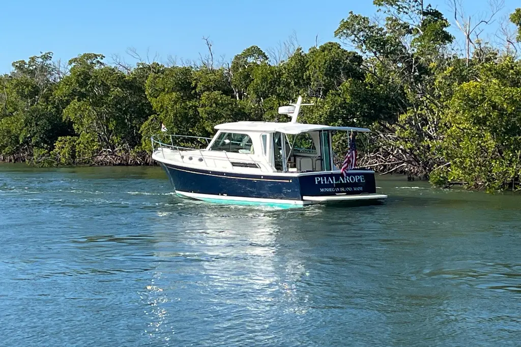 PHALAROPE 2017 Back Cove 37 Yacht For Sale in Fort Myers FL PHALAROPE 2017 Back Cove 37 Yacht For Sale in Fort Myers FL