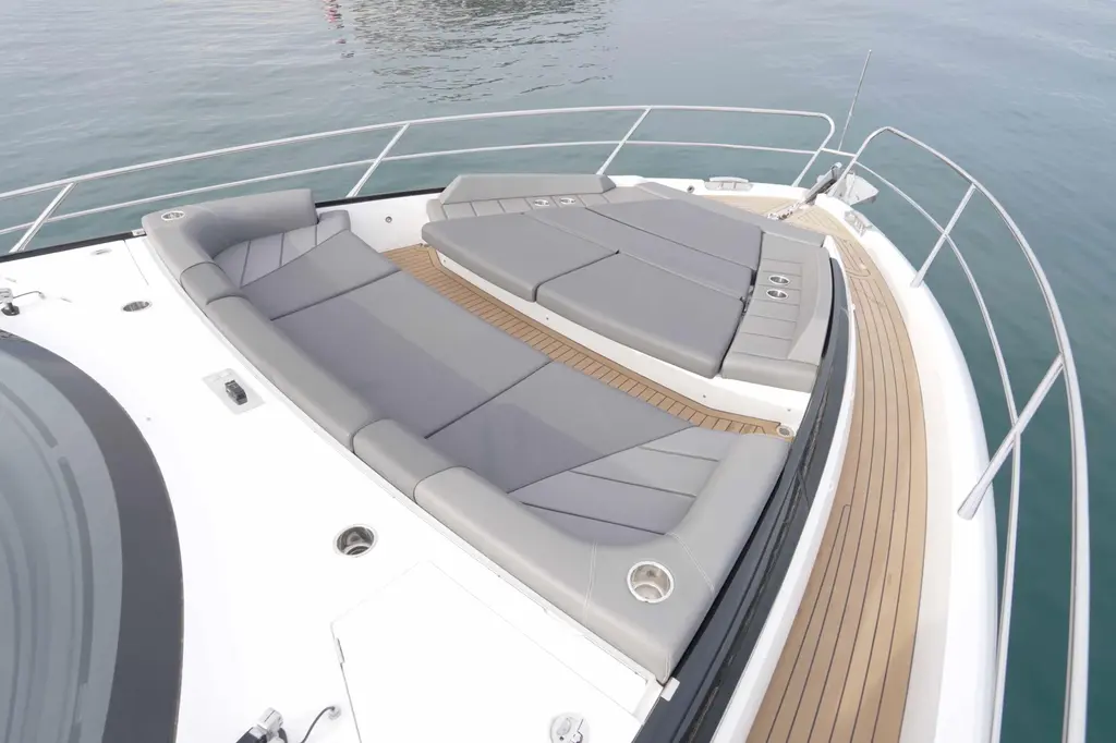 2022 Sunseeker Predator 65 Yacht For Sale in Agde 34 2022 Sunseeker Predator 65 Yacht For Sale in Agde 34