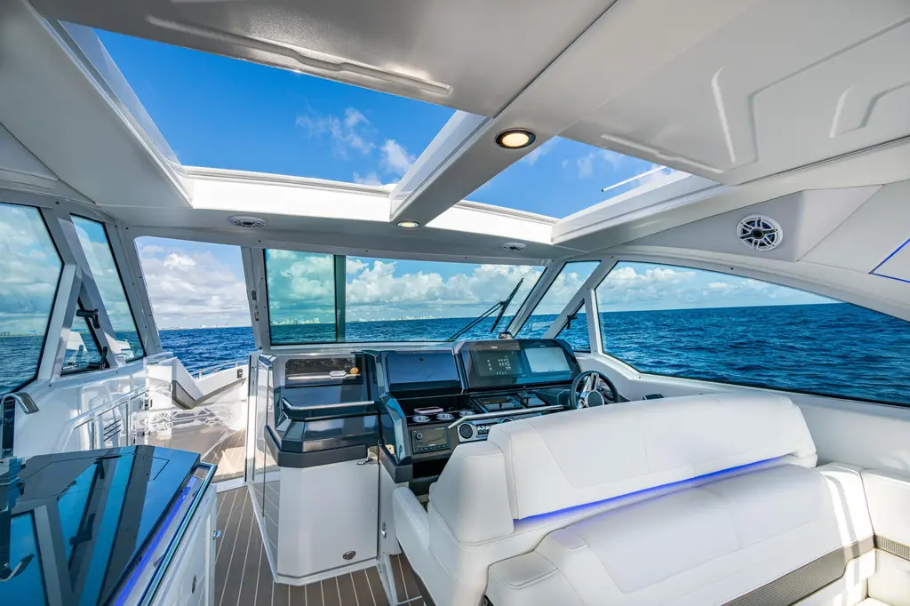 2022 Formula 380 Super Sport Crossover OB Yacht For Sale in Fort Lauderdale FL 2022 Formula 380 Super Sport Crossover OB Yacht For Sale in Fort Lauderdale FL