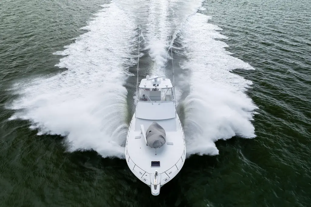 WET HOOKER 2003 Hatteras 60 Convertible Yacht For Sale in Morehead City NC WET HOOKER 2003 Hatteras 60 Convertible Yacht For Sale in Morehead City NC