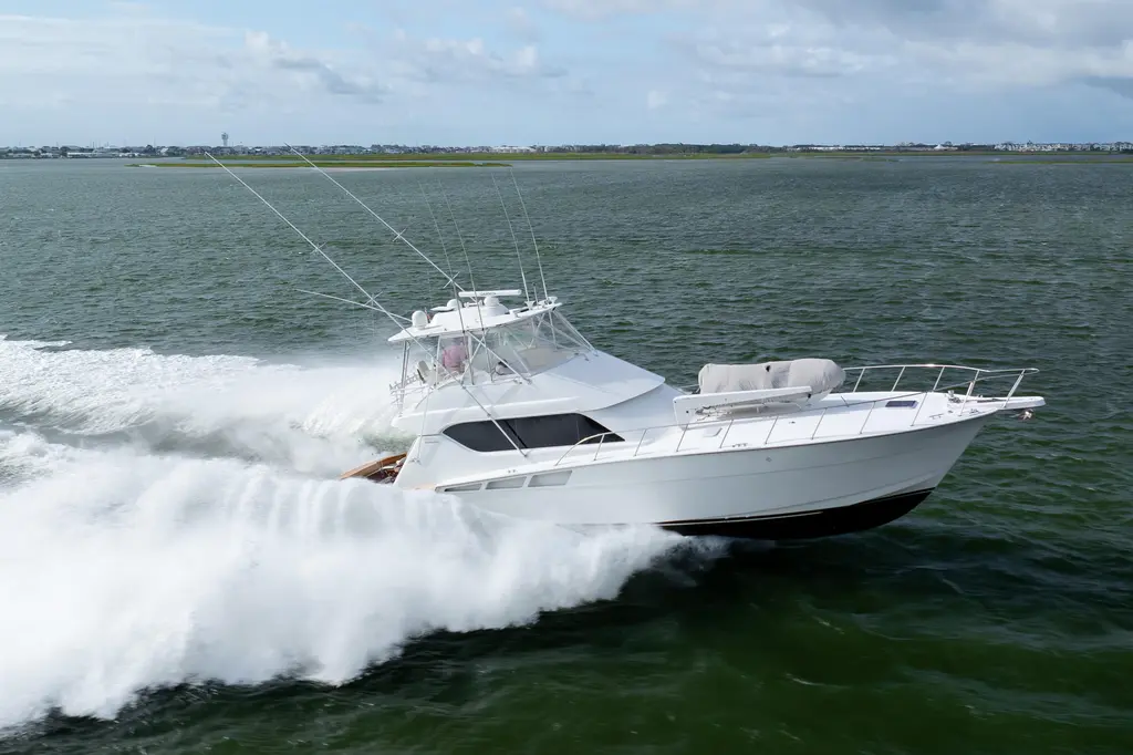 WET HOOKER 2003 Hatteras 60 Convertible Yacht For Sale in Morehead City NC WET HOOKER 2003 Hatteras 60 Convertible Yacht For Sale in Morehead City NC