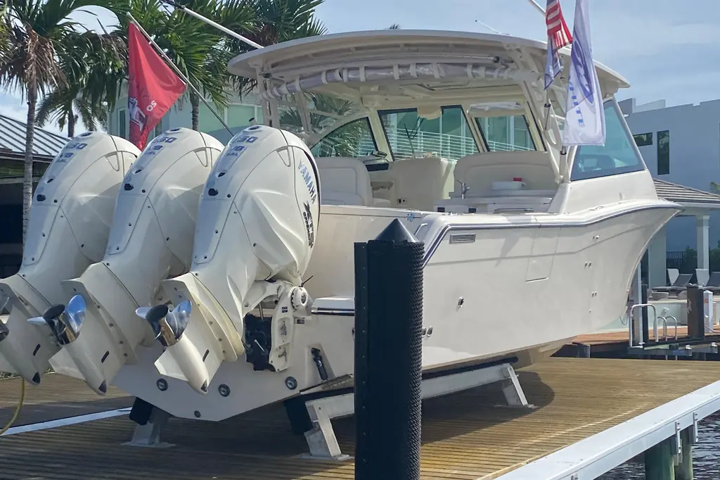 2024 Grady-White Freedom 375 Yacht For Sale in Pompano Beach FL 2024 Grady-White Freedom 375 Yacht For Sale in Pompano Beach FL