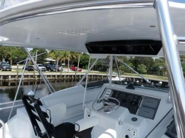AGUAMALA 1998 Hatteras Sportfish Yacht For Sale in AGUAMALA 1998 Hatteras Sportfish Yacht For Sale in