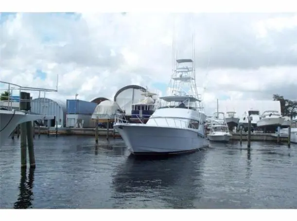 AGUAMALA 1998 Hatteras Sportfish Yacht For Sale in AGUAMALA 1998 Hatteras Sportfish Yacht For Sale in