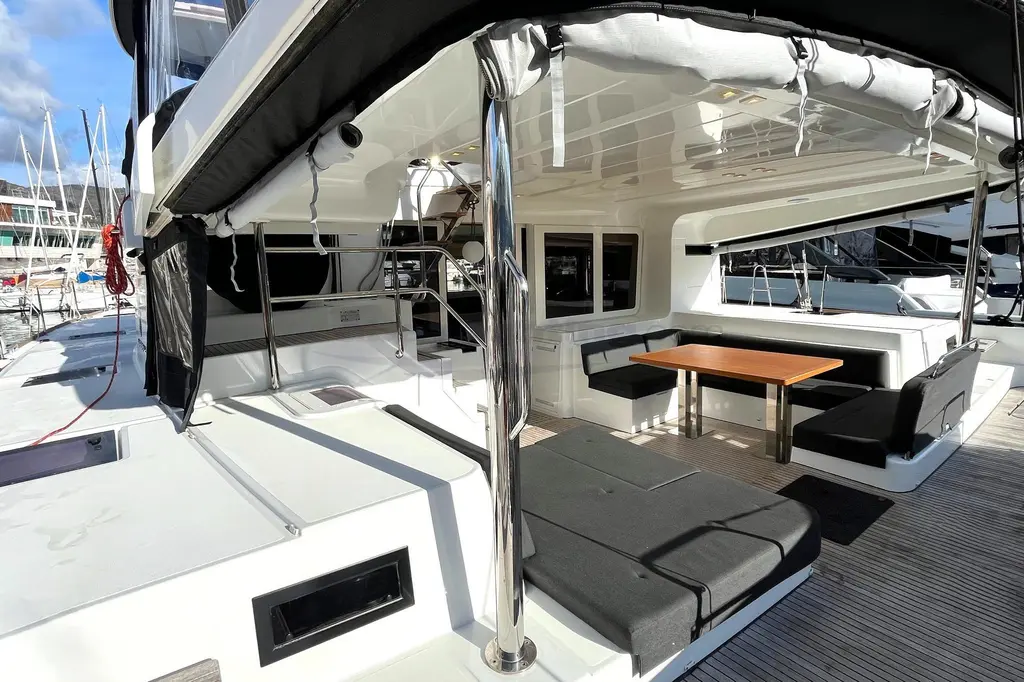 2019 Lagoon 52 S Yacht For Sale in Savona IT-SV 2019 Lagoon 52 S Yacht For Sale in Savona IT-SV