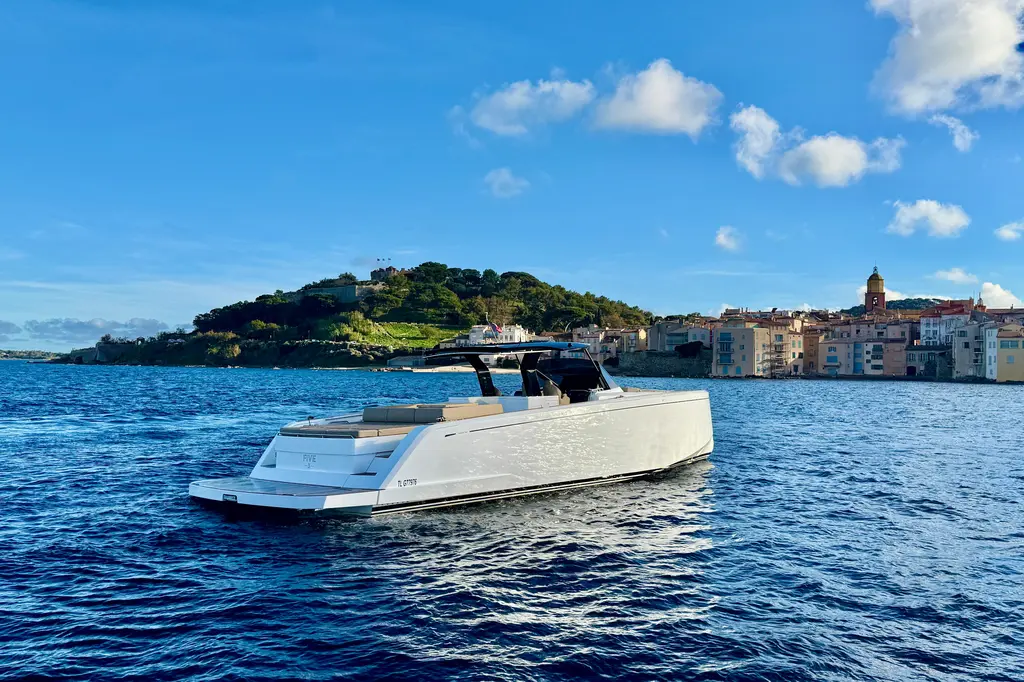 FIVE 3 2024 Pardo Yachts 50 Yacht For Sale in Cogolin Plage 83 FIVE 3 2024 Pardo Yachts 50 Yacht For Sale in Cogolin Plage 83