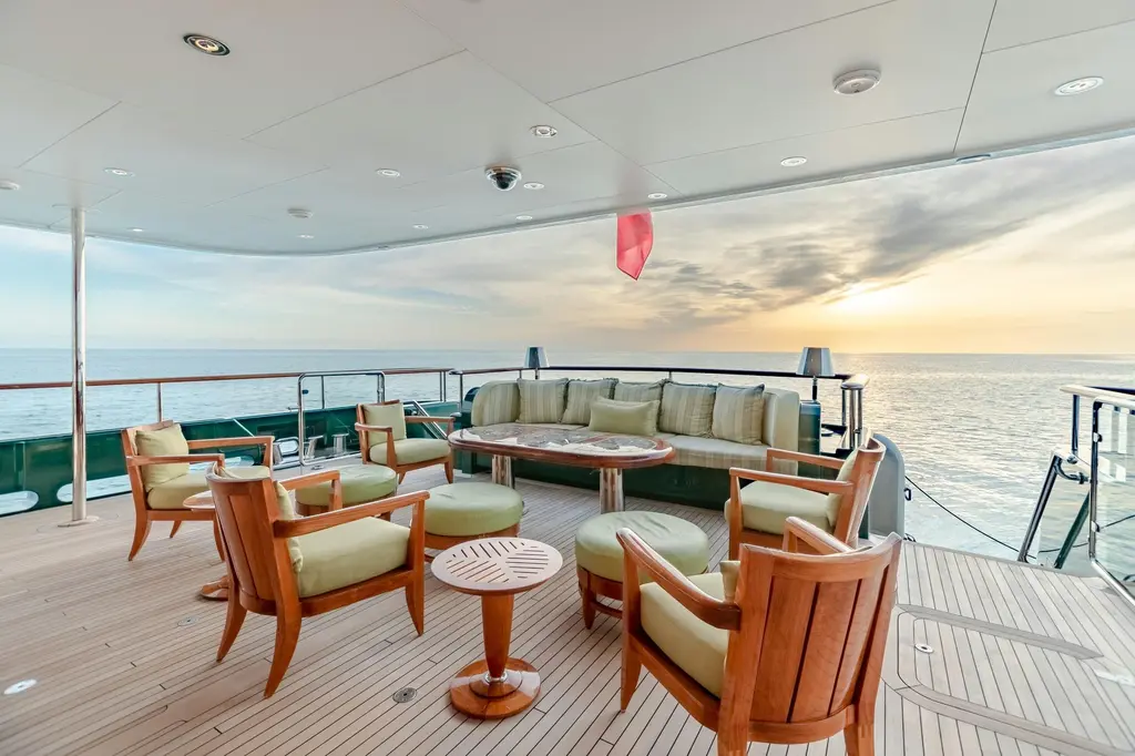 SHADOWL 2010 Burger Custom Yacht For Sale in Fort Lauderdale FL SHADOWL 2010 Burger Custom Yacht For Sale in Fort Lauderdale FL