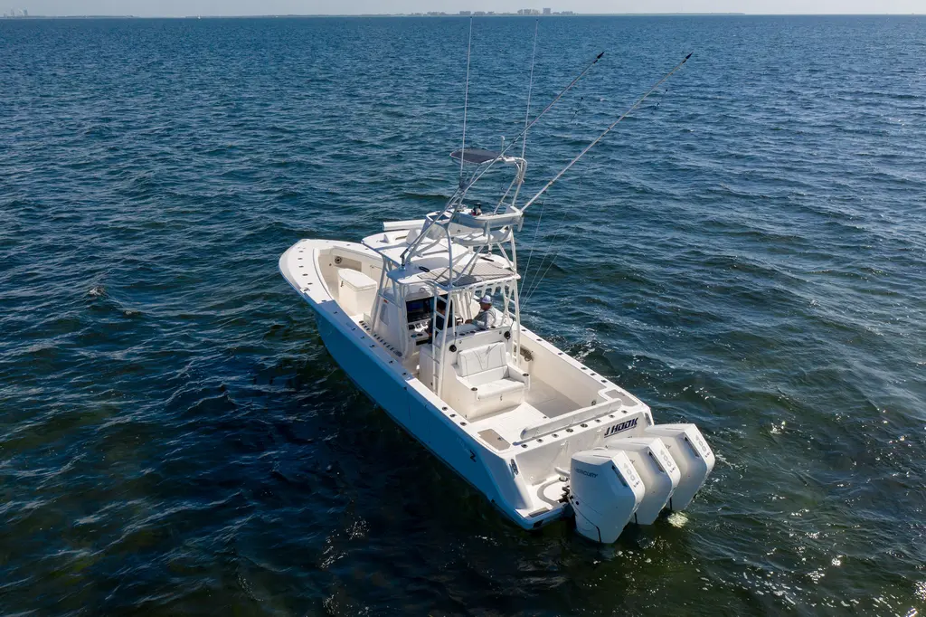 2025 SeaVee 370Z Yacht For Sale in Miami Beach FL 2025 SeaVee 370Z Yacht For Sale in Miami Beach FL