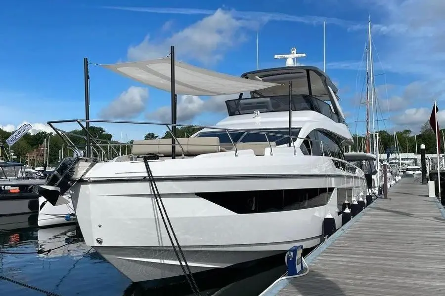 2022 Azimut Fly 68 Yacht For Sale in Palaio Faliro 2022 Azimut Fly 68 Yacht For Sale in Palaio Faliro