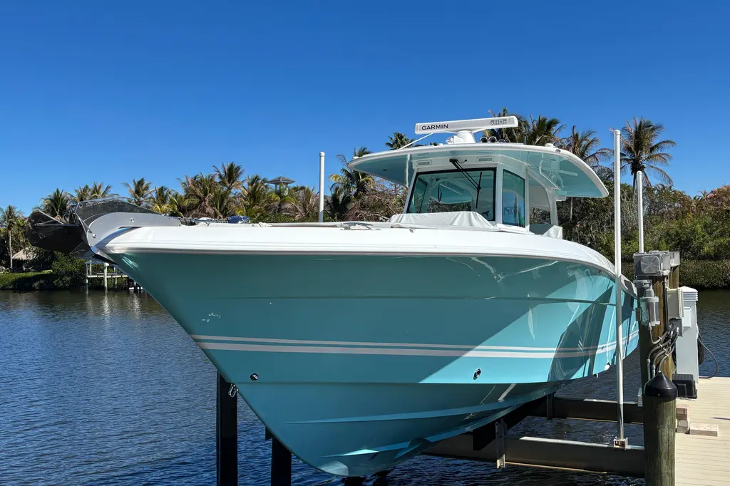 2022 HCB 42 Lujo Yacht For Sale in Lighthouse Point FL 2022 HCB 42 Lujo Yacht For Sale in Lighthouse Point FL