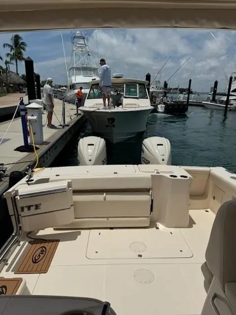 Texas Crewed 2024 Grady-White Freedom 335 Yacht For Sale in Pompano Beach FL Texas Crewed 2024 Grady-White Freedom 335 Yacht For Sale in Pompano Beach FL