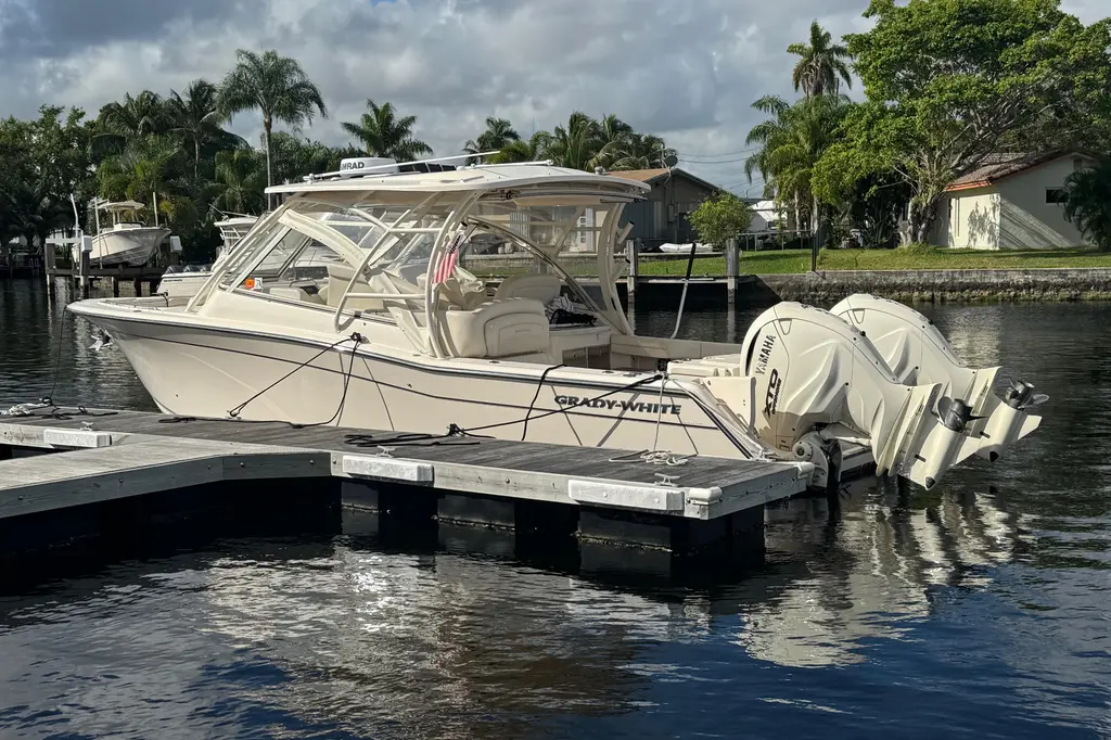 Texas Crewed 2024 Grady-White Freedom 335 Yacht For Sale in Pompano Beach FL Texas Crewed 2024 Grady-White Freedom 335 Yacht For Sale in Pompano Beach FL