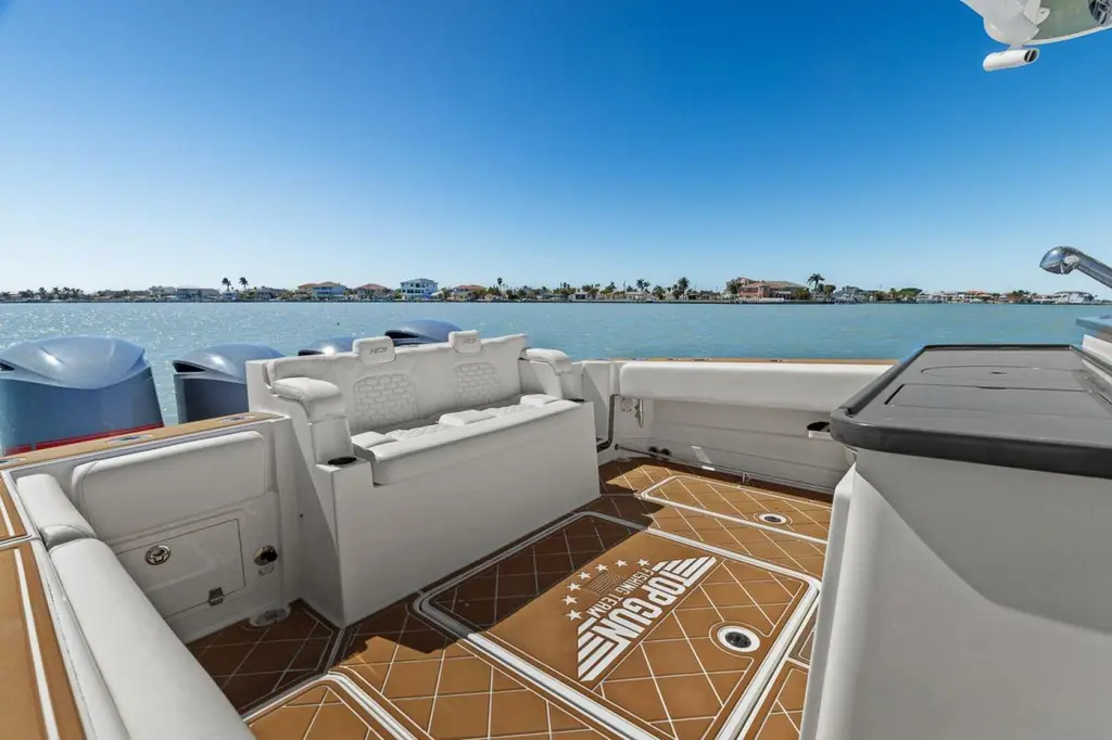 2019 Hydra-Sports 4200 Siesta Yacht For Sale in Madeira Beach FL 2019 Hydra-Sports 4200 Siesta Yacht For Sale in Madeira Beach FL