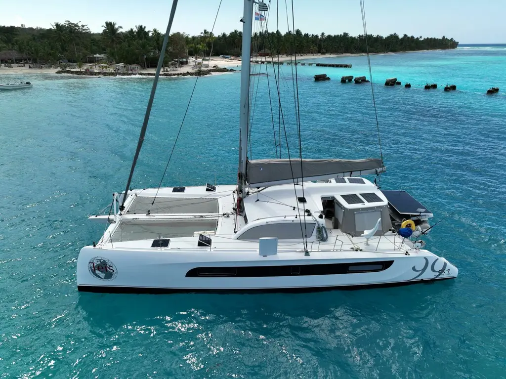 Teïs 2023 Outremer 51 Yacht For Sale in Teïs 2023 Outremer 51 Yacht For Sale in