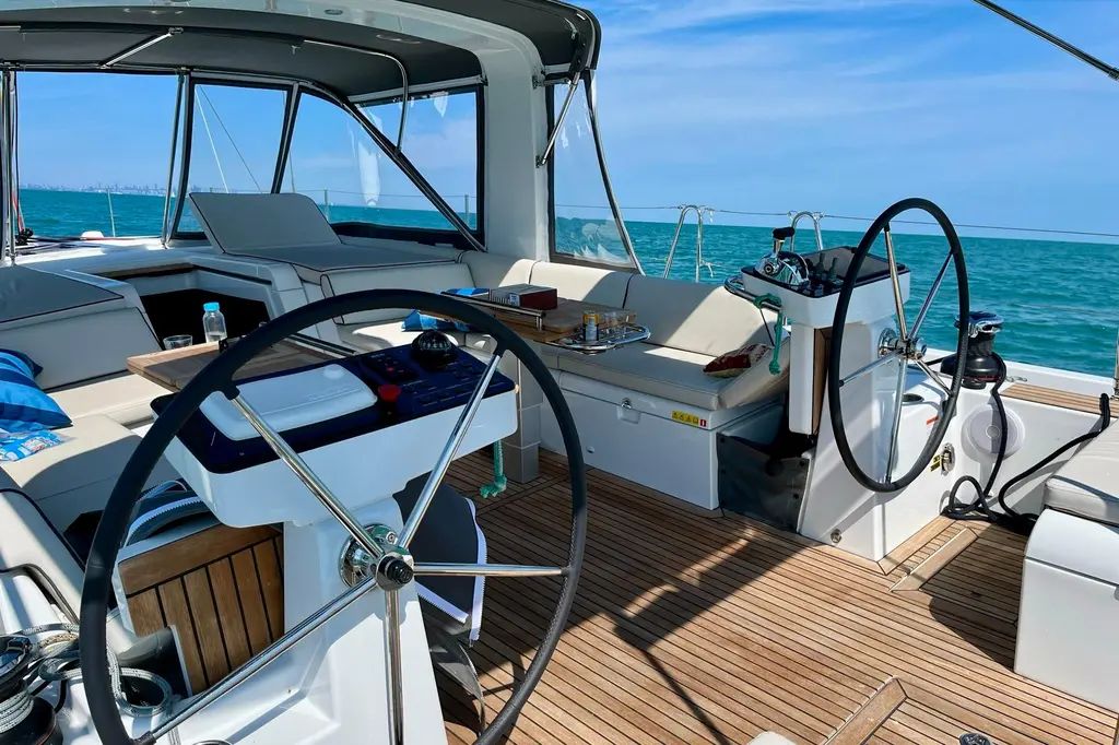 SPELLBOUND 2022 Beneteau Oceanis Yacht 54 Yacht For Sale in Hamilton ON SPELLBOUND 2022 Beneteau Oceanis Yacht 54 Yacht For Sale in Hamilton ON