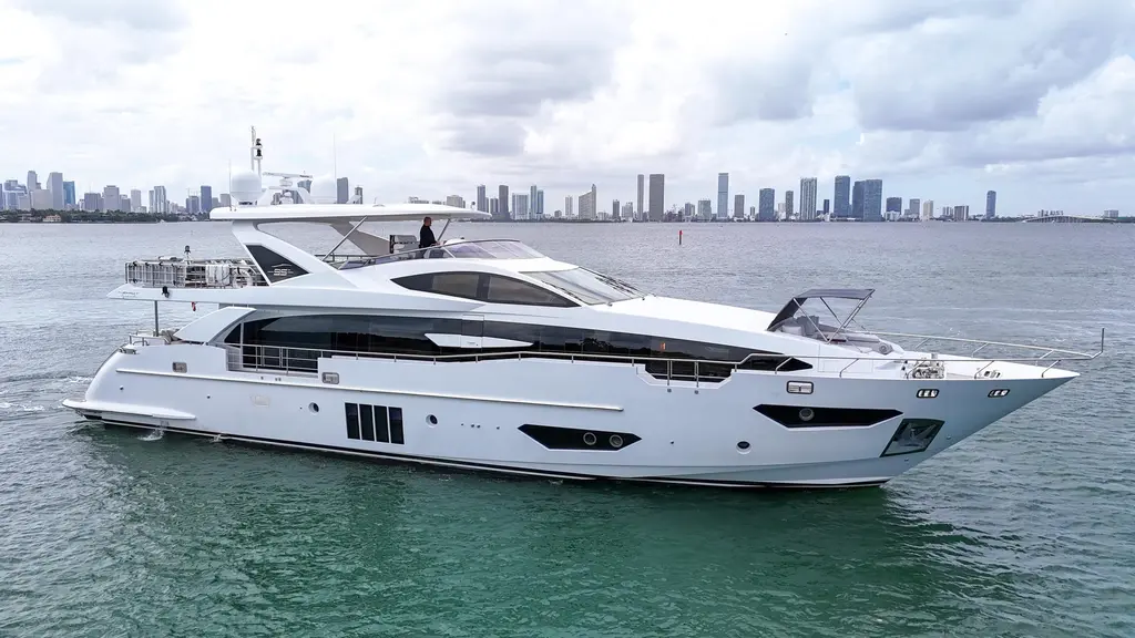  2017 Azimut Grande 30M Yacht For Sale in Miami FL