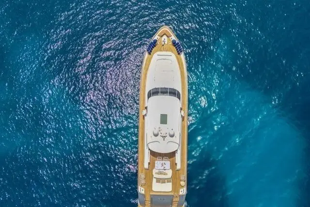 EACOS 2003 Tecnomar Velvet 90 Yacht For Sale in Palermo IT-PA EACOS 2003 Tecnomar Velvet 90 Yacht For Sale in Palermo IT-PA