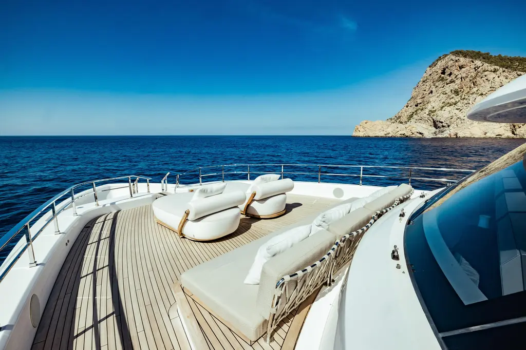 2022 Custom Line Navetta 30 Yacht For Sale in Cannes 2022 Custom Line Navetta 30 Yacht For Sale in Cannes