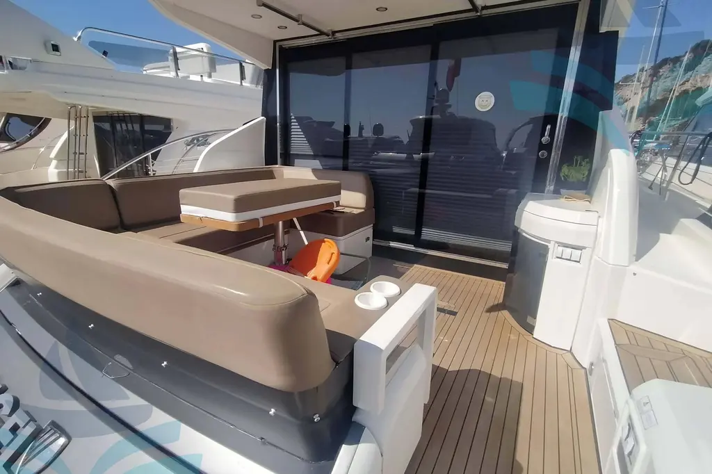 2019 Fairline Targa 48 GT Yacht For Sale in Rome IT-RM 2019 Fairline Targa 48 GT Yacht For Sale in Rome IT-RM