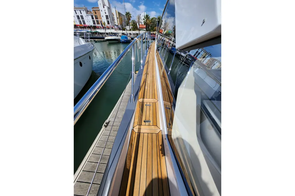 2022 Azimut S6 Yacht For Sale in Vilamoura 2022 Azimut S6 Yacht For Sale in Vilamoura