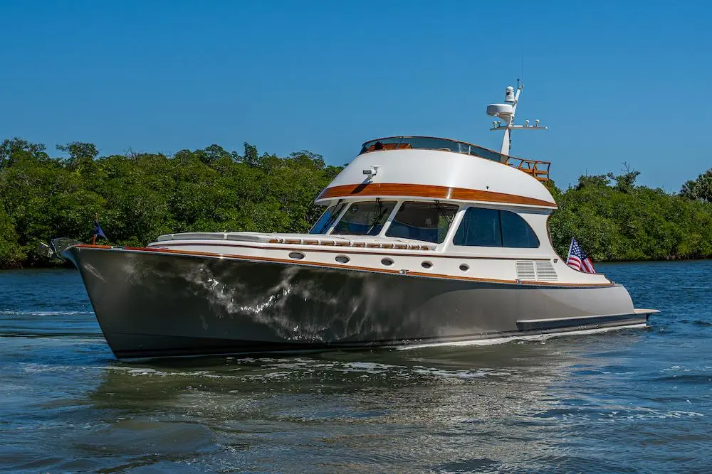 VERA NORTH 2021 Hinckley Talaria 55 Flybridge MKII Yacht For Sale in Jupiter FL VERA NORTH 2021 Hinckley Talaria 55 Flybridge MKII Yacht For Sale in Jupiter FL