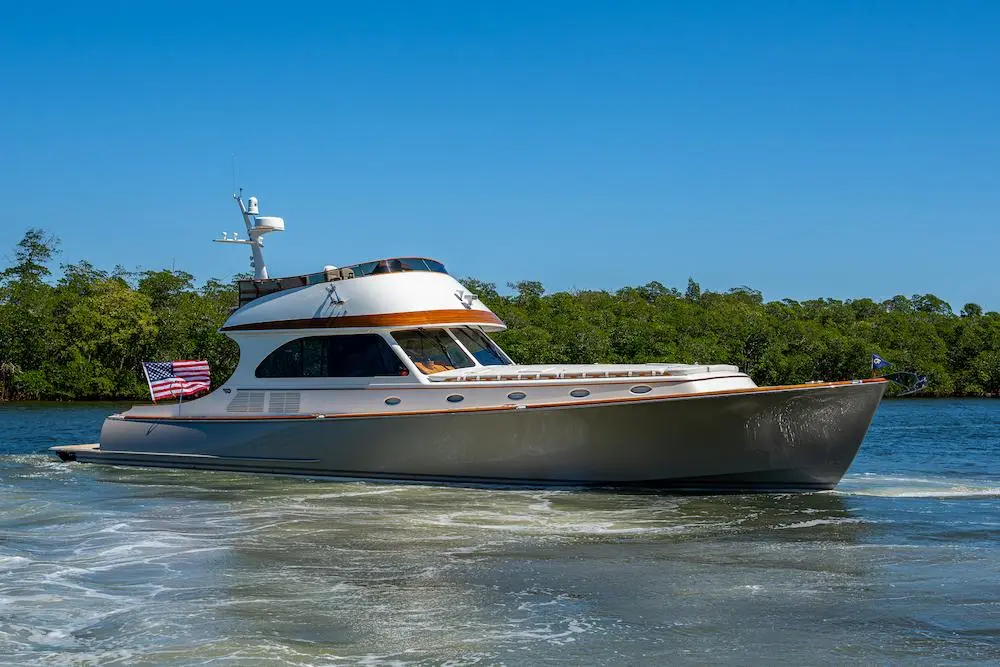 VERA NORTH 2021 Hinckley Talaria 55 Flybridge MKII Yacht For Sale in Jupiter FL VERA NORTH 2021 Hinckley Talaria 55 Flybridge MKII Yacht For Sale in Jupiter FL