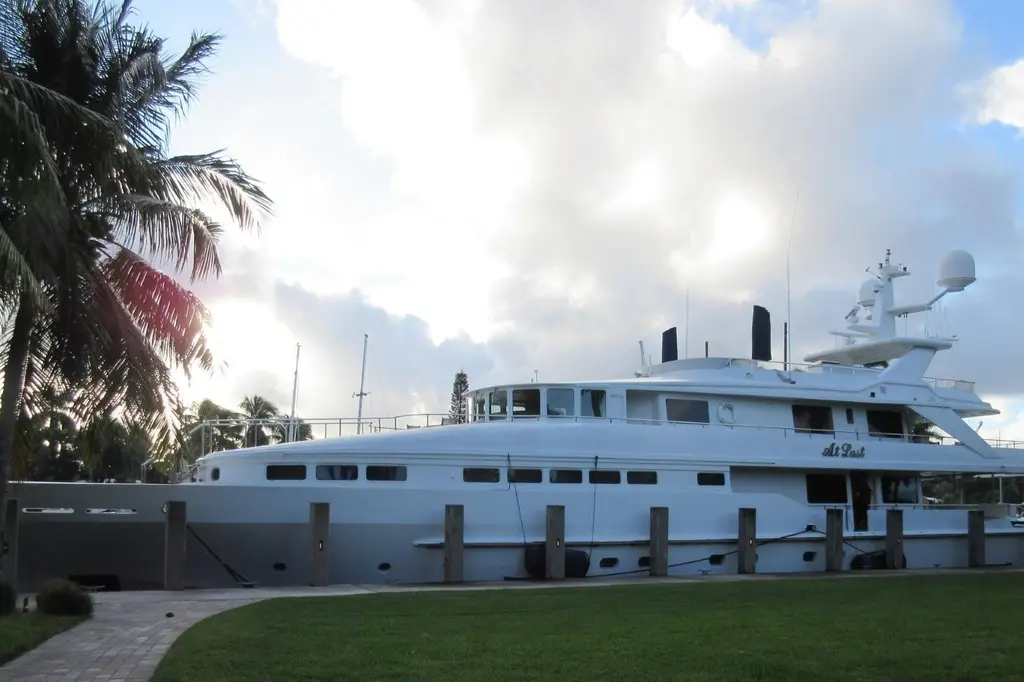 1990 Heesen 144 Yacht For Sale in Fort Lauderdale FL 1990 Heesen 144 Yacht For Sale in Fort Lauderdale FL