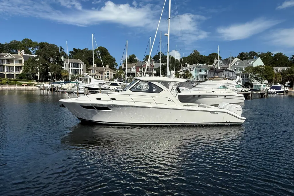 Centra 2023 Pursuit OS 355 Offshore Yacht For Sale in Hilton Head Island SC Centra 2023 Pursuit OS 355 Offshore Yacht For Sale in Hilton Head Island SC
