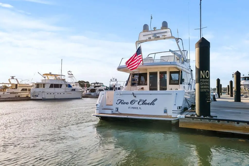 Five O' Clock 2000 West Bay 58 Sonship Yacht For Sale in Fort Pierce FL Five O' Clock 2000 West Bay 58 Sonship Yacht For Sale in Fort Pierce FL