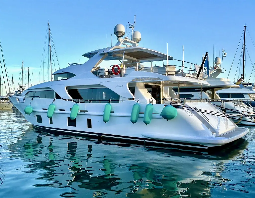 2013 Benetti Delfino 93' Yacht For Sale in Mare Adriatico 2013 Benetti Delfino 93' Yacht For Sale in Mare Adriatico
