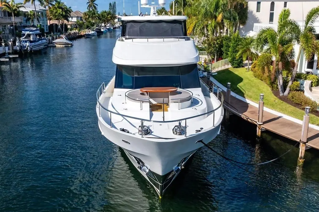 BELLA LISA 2020 Ocean Alexander 100 Skylounge Megayacht Yacht For Sale in Lighthouse Point FL BELLA LISA 2020 Ocean Alexander 100 Skylounge Megayacht Yacht For Sale in Lighthouse Point FL