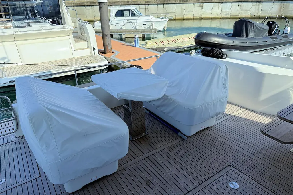 2025 Prestige F4.9 Yacht For Sale in Dun Laoghaire 2025 Prestige F4.9 Yacht For Sale in Dun Laoghaire