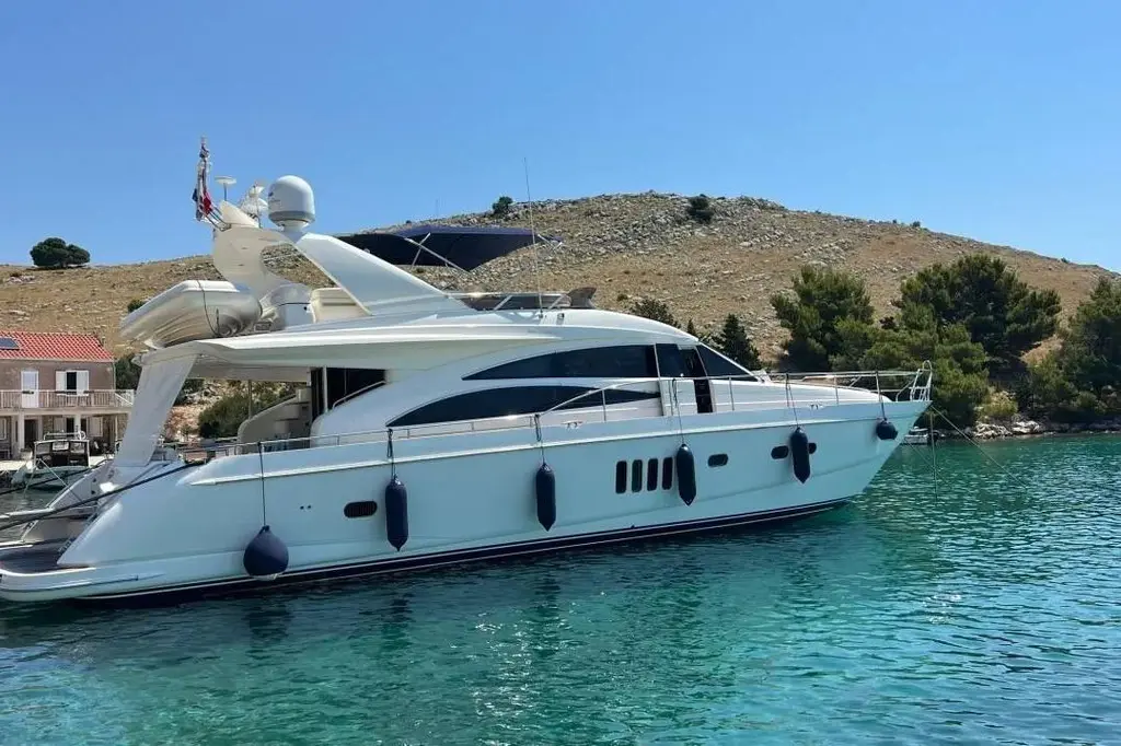2006 Princess 67 Flybridge Motor Yacht Yacht For Sale in Venice IT-VE 2006 Princess 67 Flybridge Motor Yacht Yacht For Sale in Venice IT-VE