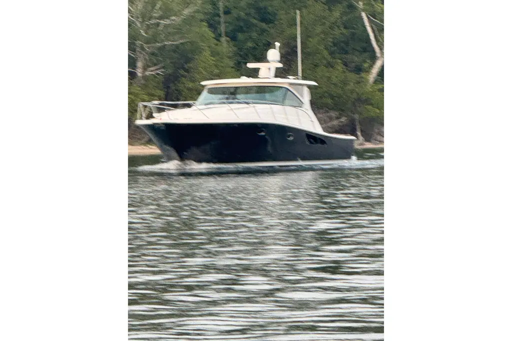 2014 Tiara Yachts 4300 Open Yacht For Sale in Port Huron MI 2014 Tiara Yachts 4300 Open Yacht For Sale in Port Huron MI