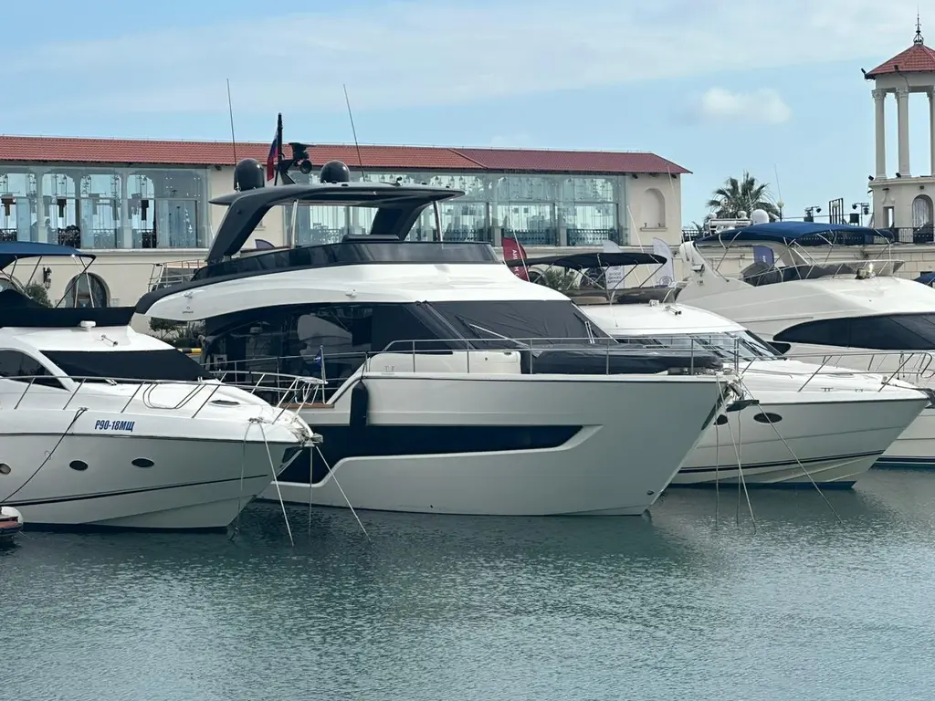 2022 Cranchi Sessantasette 67 Yacht For Sale in Istanbul 2022 Cranchi Sessantasette 67 Yacht For Sale in Istanbul