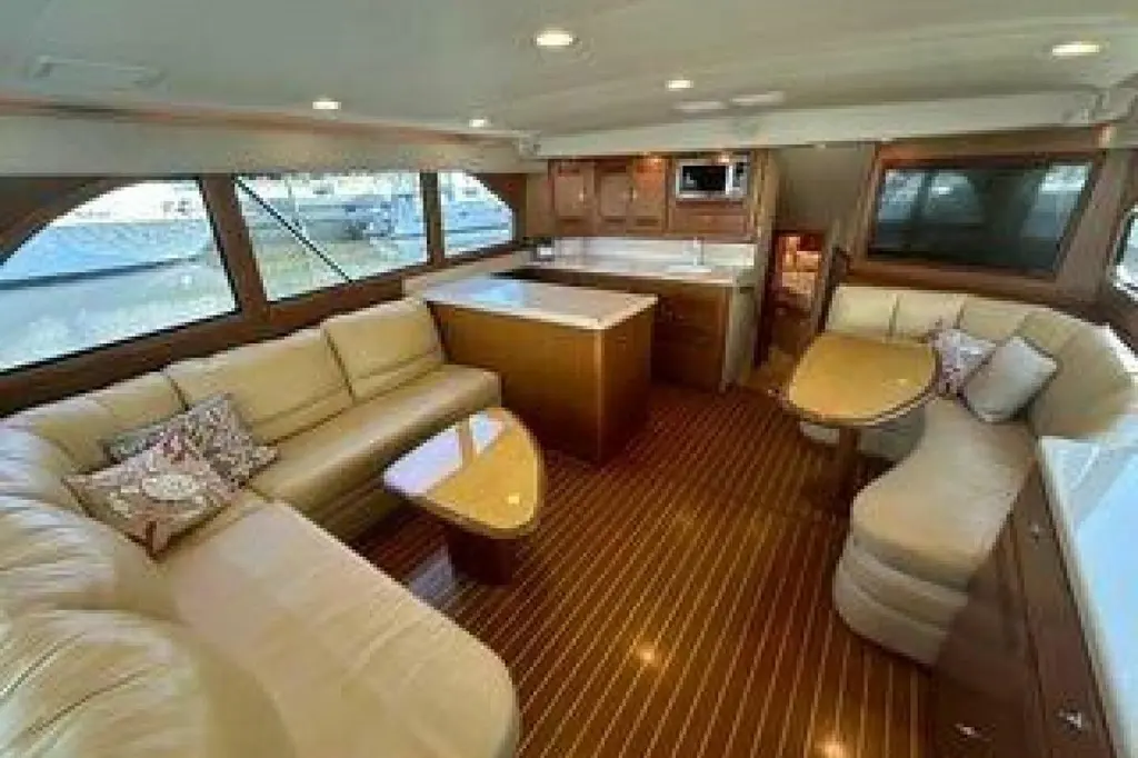 MERRYACHT 2004 Cabo Yachts 48 Flybridge Yacht For Sale in Stuart FL