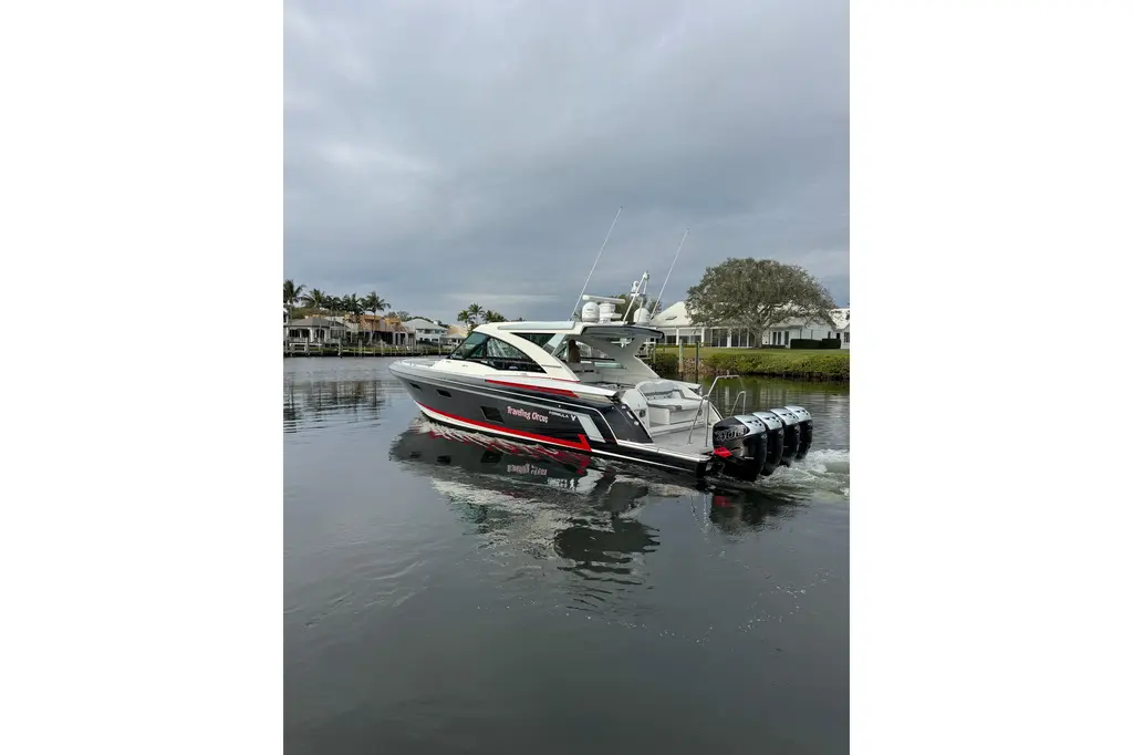 2018 Formula 430 Super Sport Crossover Yacht For Sale in Fort Lauderdale FL 2018 Formula 430 Super Sport Crossover Yacht For Sale in Fort Lauderdale FL