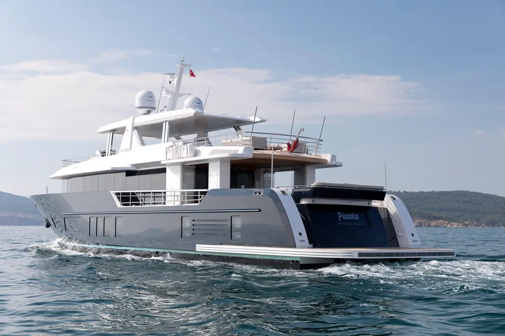 REGINATTA Cruising Mexican Caribian 2020 Alfresco 125 Yacht For Sale in Progreso REGINATTA Cruising Mexican Caribian 2020 Alfresco 125 Yacht For Sale in Progreso
