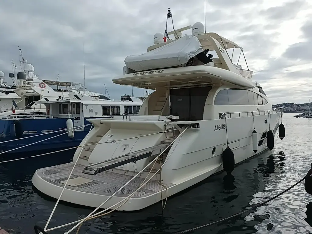 2009 Leonard 66 Yacht For Sale in Fréjus 83 2009 Leonard 66 Yacht For Sale in Fréjus 83