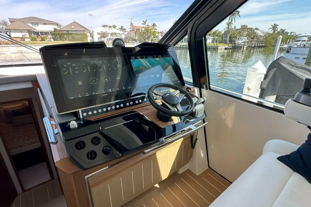 Just Fine 2025 Tiara Yachts EX 60 Yacht For Sale in Sister Bay WI Just Fine 2025 Tiara Yachts EX 60 Yacht For Sale in Sister Bay WI