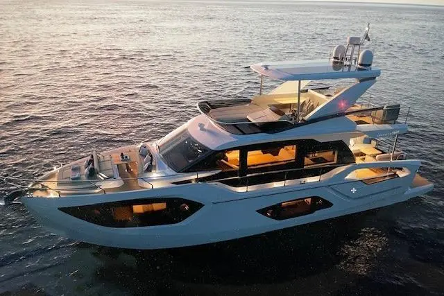 2023 Absolute Yachts 52 FLY Yacht For Sale in Saint-Mandrier-sur-Mer 83 2023 Absolute Yachts 52 FLY Yacht For Sale in Saint-Mandrier-sur-Mer 83